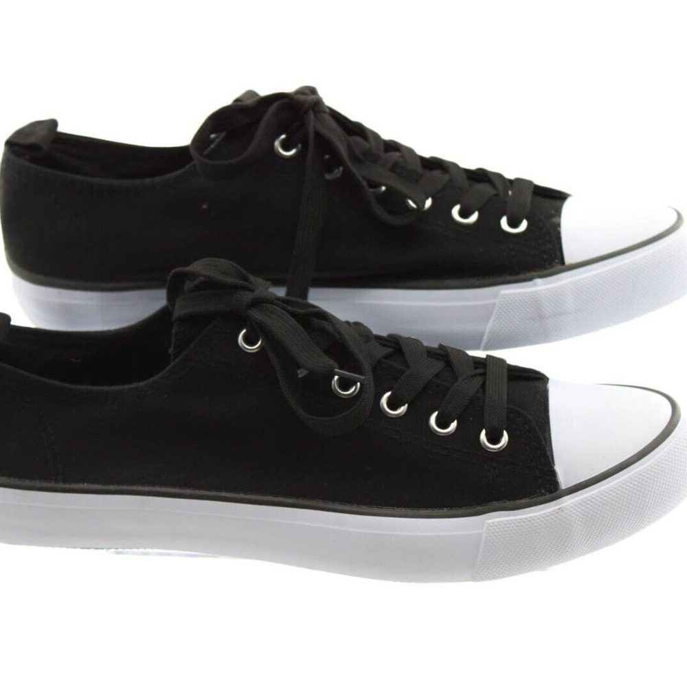 Influence Women Hard Front Lace Up‎ Sneakers Size 10